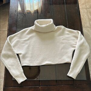 Cozy house of Harlow 1960 White/cream Turtleneck cropped Sweater🤍